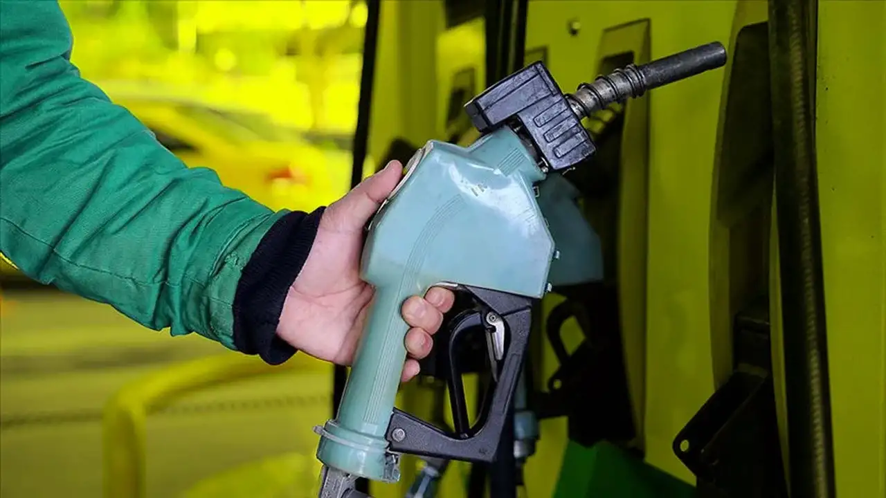 Brent Petrol 80 Doları Aştı: Akaryakıt Fiyatları 2 Mart 2026!