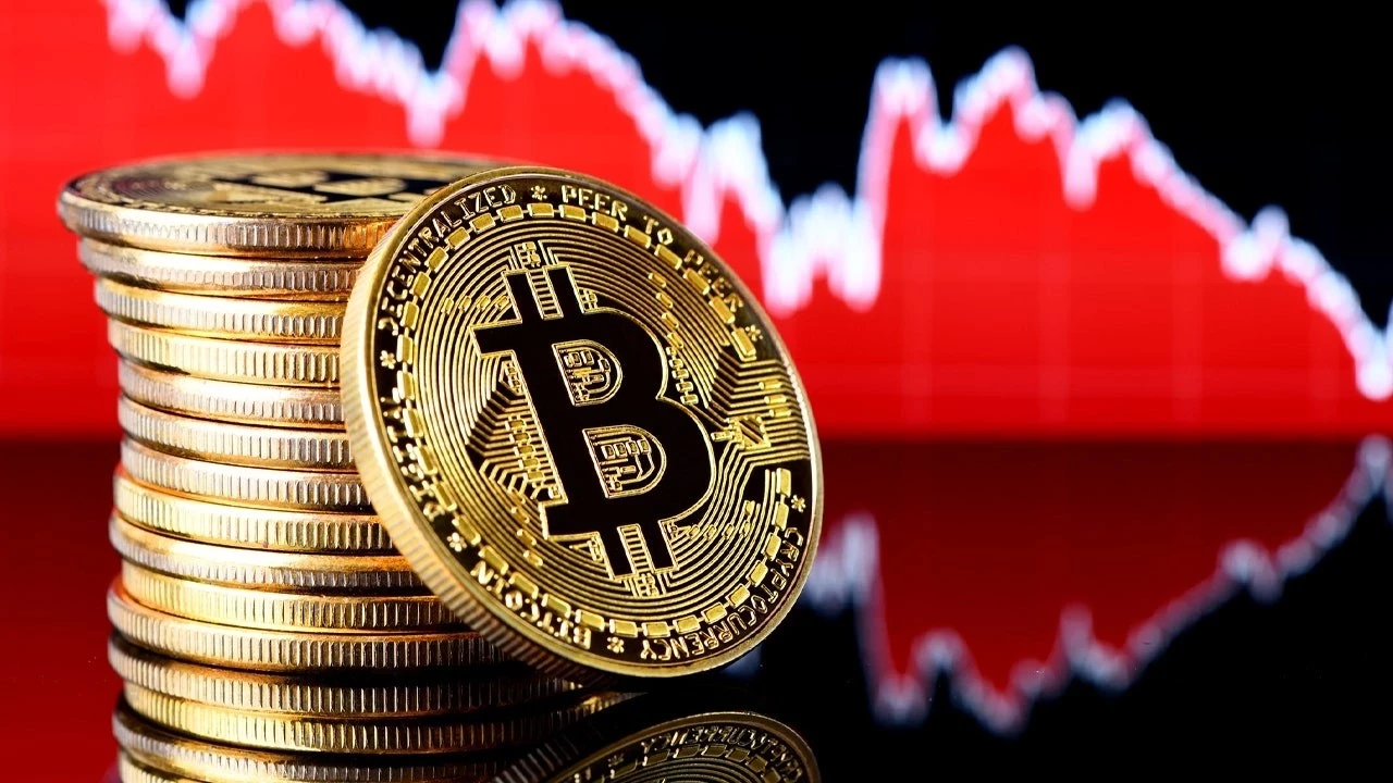 Bitcoin Yeni Haftada Gündemde: %5'ten Fazla Değer Kaybetti!