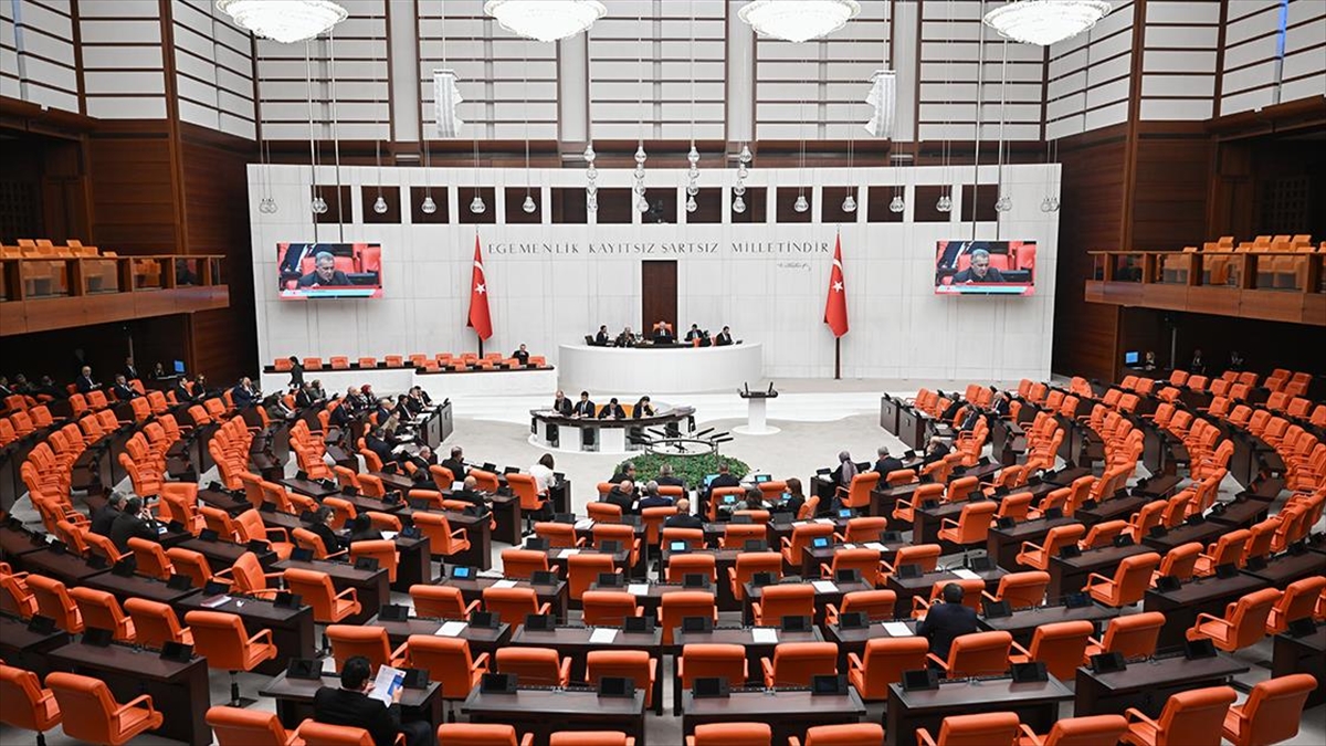 Ekonomiye Ilişkin Düzenlemeleri De Içeren Kanun Teklifi, Tbmm Genel Kurulunda Haberi