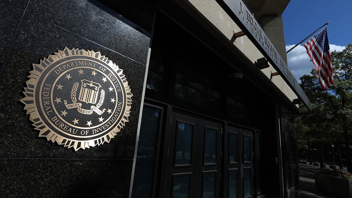 Fbi’da Görevli Bazı Üst Düzey Yetkililerin Istifa Etmeye Zorlandığı Iddia Edildi Haberi