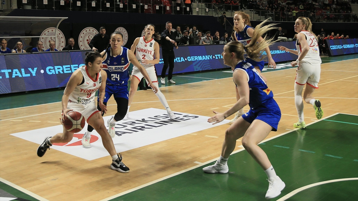 A Milli Kadın Basketbol Takımı, Avrupa Şampiyonası Elemeleri’nde İzlanda’yı Mağlup Etti Haberi