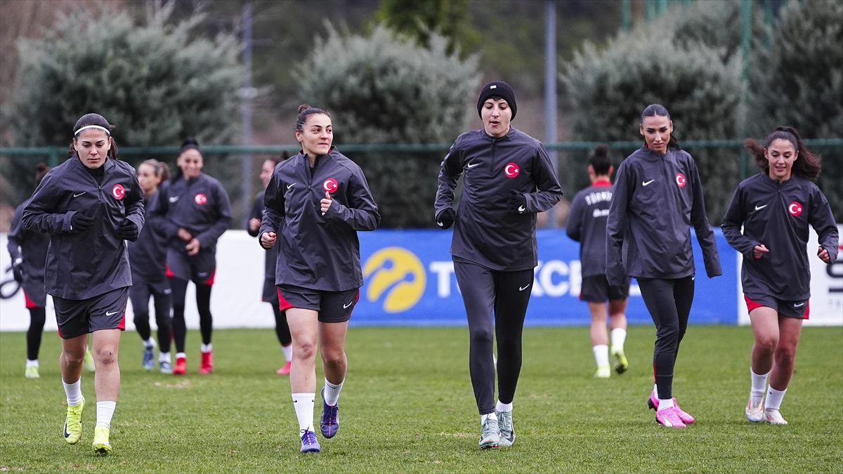 A Milli Kadın Futbol Takımı, İrlanda Cumhuriyeti Maçına Odaklandı Haberi