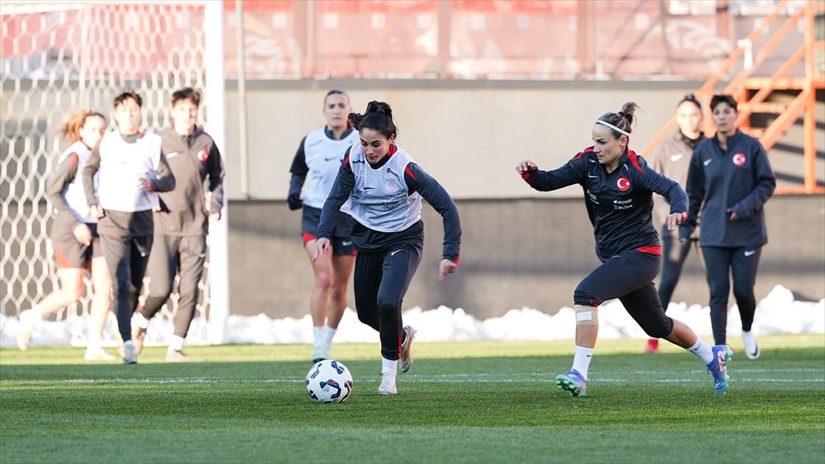 A Milli Kadın Futbol Takımı’nın Yunanistan Maçında Tek Hedefi Galibiyet Haberi