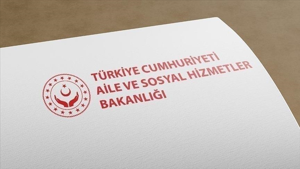 Aile Ve Sosyal Hizmetler Bakanlığı Dijital Mecrada Çocuklara Yönelik 450 Zararlı Içeriğe “Dur” Dedi Haberi