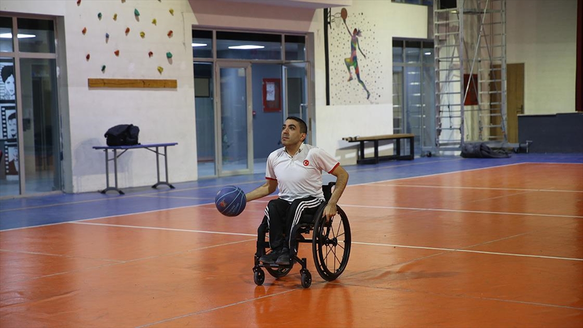 Bedensel Engelli Basketbolcu İlker Eker, Yeniden Sahalara Dönmek Istiyor Haberi