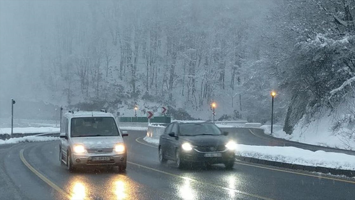 Bolu Dağı’nda Kar Ve Sis Etkili Oldu Haberi