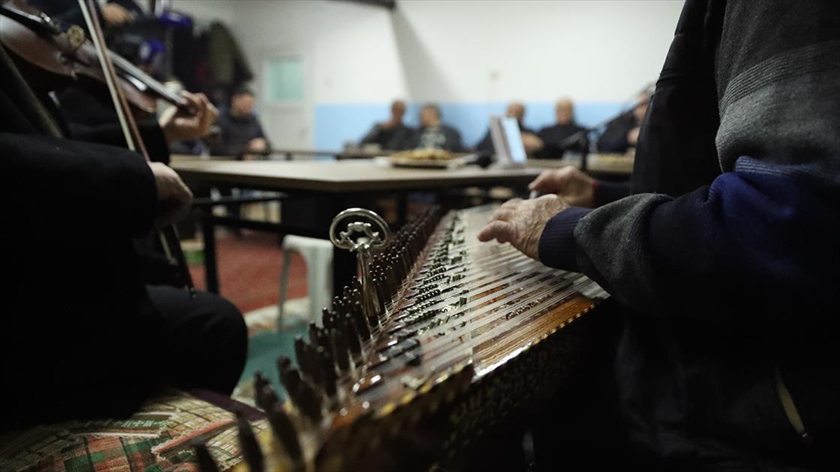 Erzincan’da “Herfene Geceleri”Yle Asırlık Köy Geleneği Yaşatılıyor Haberi