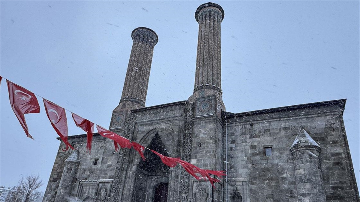 Erzurum, Kars Ve Ardahan’da Kar Ile Soğuk Hava Etkili Oluyor Haberi