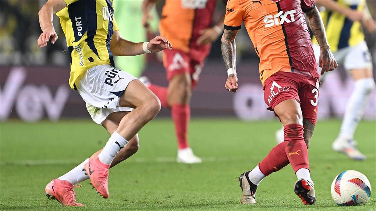 Fenerbahçe, Derbide Yarın Galatasaray’a Konuk Olacak Haberi