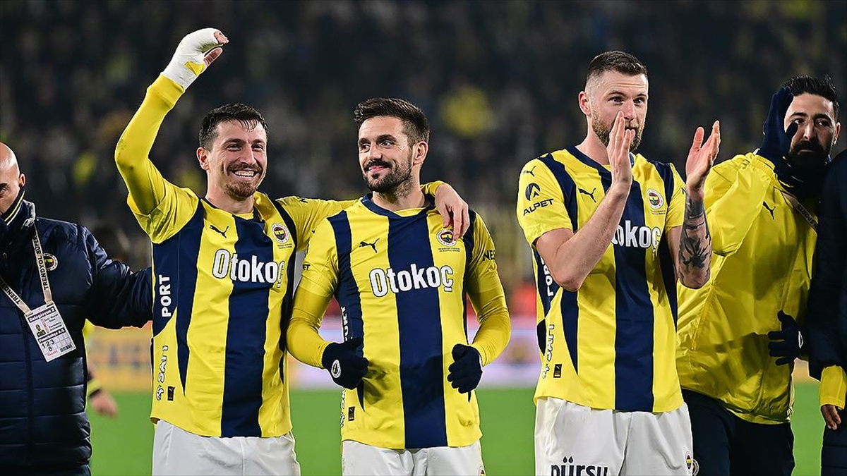 Fenerbahçe, Galatasaray Derbisi Öncesi Hata Yapmadı Haberi