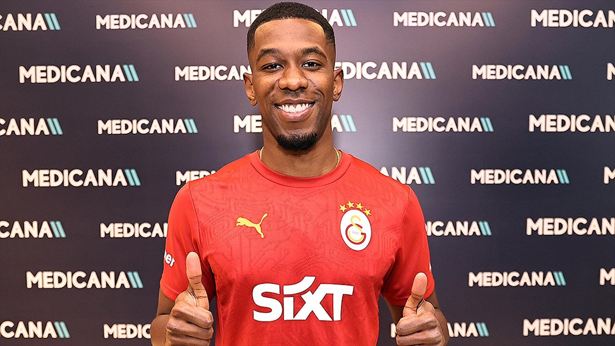 Galatasaray, Carlos Cuesta Transferini Açıkladı Haberi