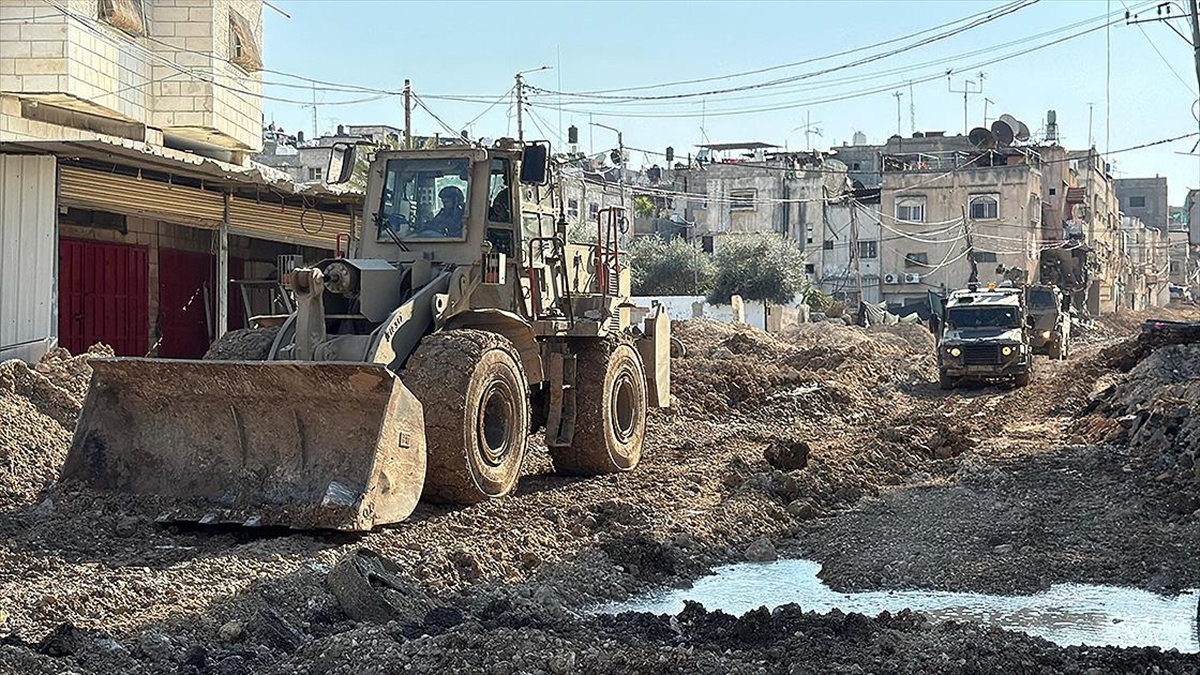 İsrail Ordusu Batı Şeria’daki Saldırılarını 16. Gününde De Sürdürüyor Haberi