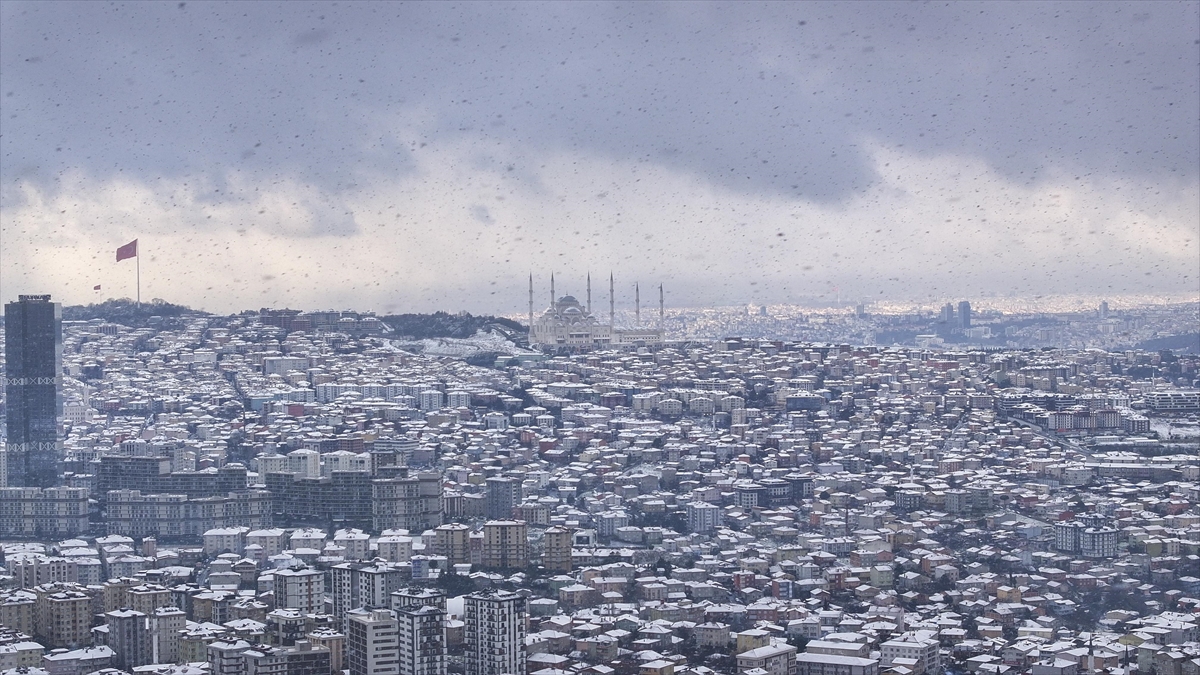 İstanbul’da Kar Yağışının 4 Gün Etkili Olması Bekleniyor Haberi