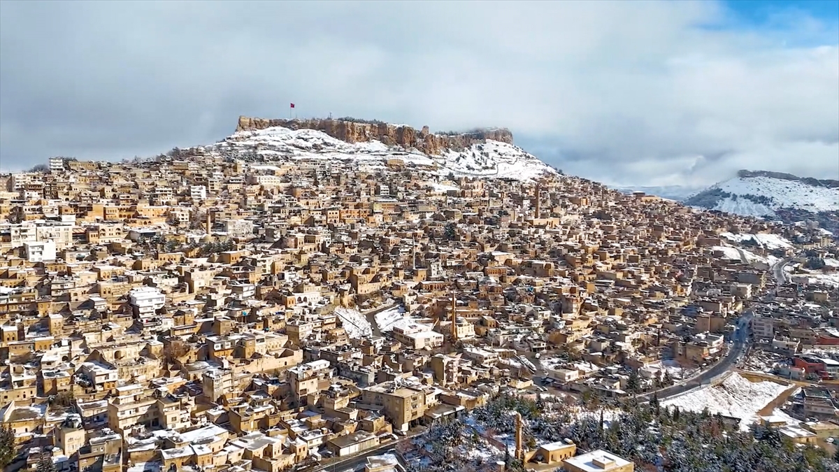 Mardin’de Kar Manzarası Dronla Görüntülendi Haberi