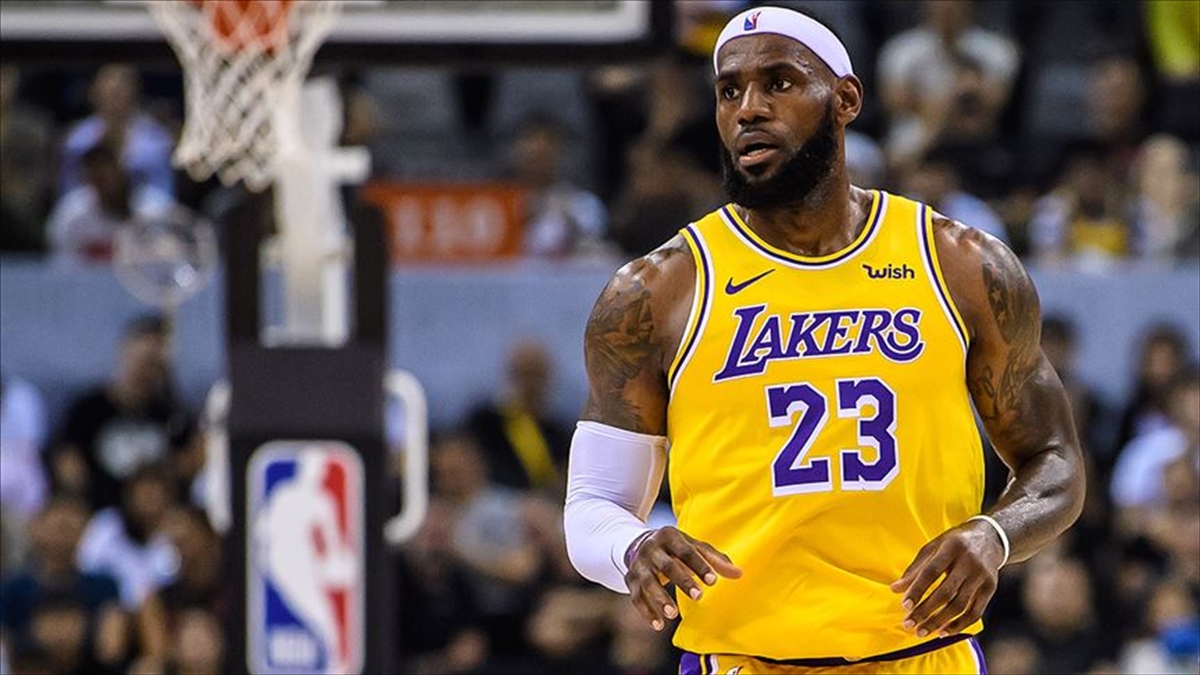 Nba’de Lakers, Lebron James’in “Triple-Double” Performansıyla Kazandı Haberi