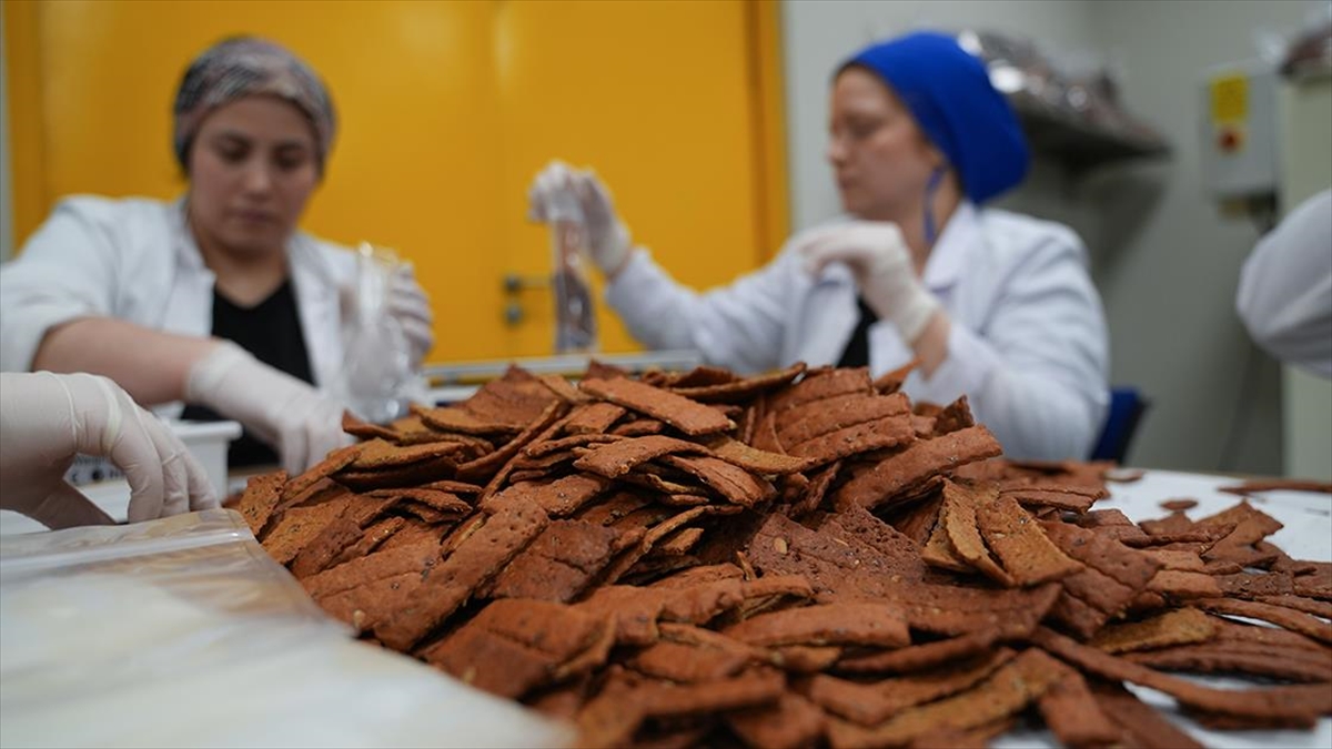 Paça Çorbasındaki Kolajenden “Cips” Üreten Türk Akademisyen Ihracata Başladı Haberi