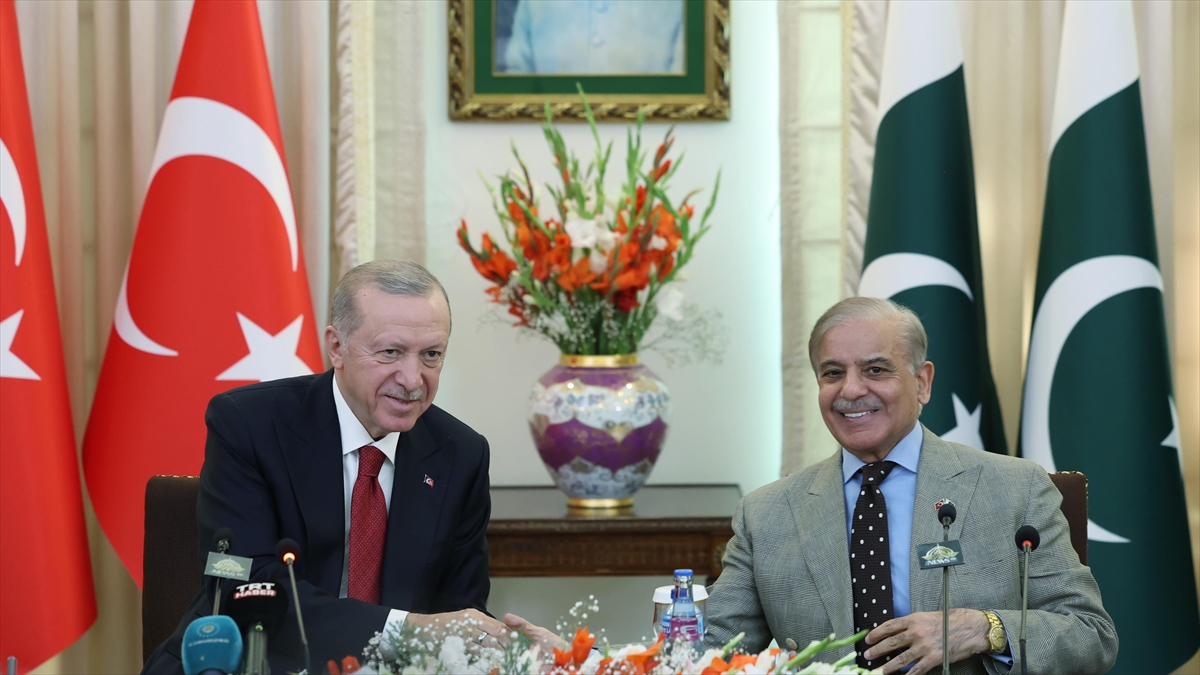 Pakistan Başbakanı Şerif: Cumhurbaşkanı Erdoğan’ın Liderliğinden Ve Niteliklerinden Çok Büyük Onur Duyuyoruz Haberi