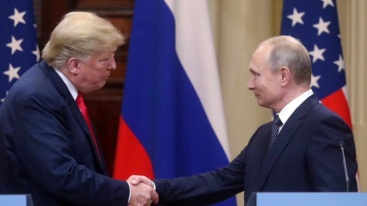 Rusya: Putin-Trump Telefon Görüşmesinin Batılı Siyasetçileri Ayıltacağını Umuyoruz Haberi