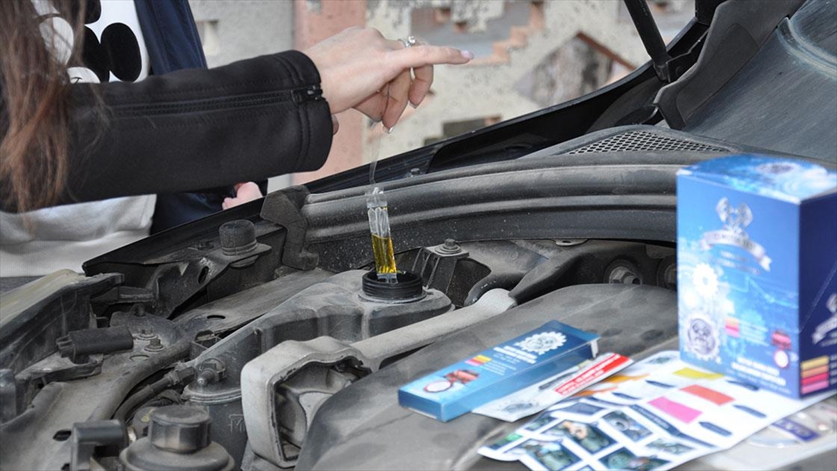 Satın Aldıkları Otomobildeki Arıza “Mucit” Yaptı Haberi