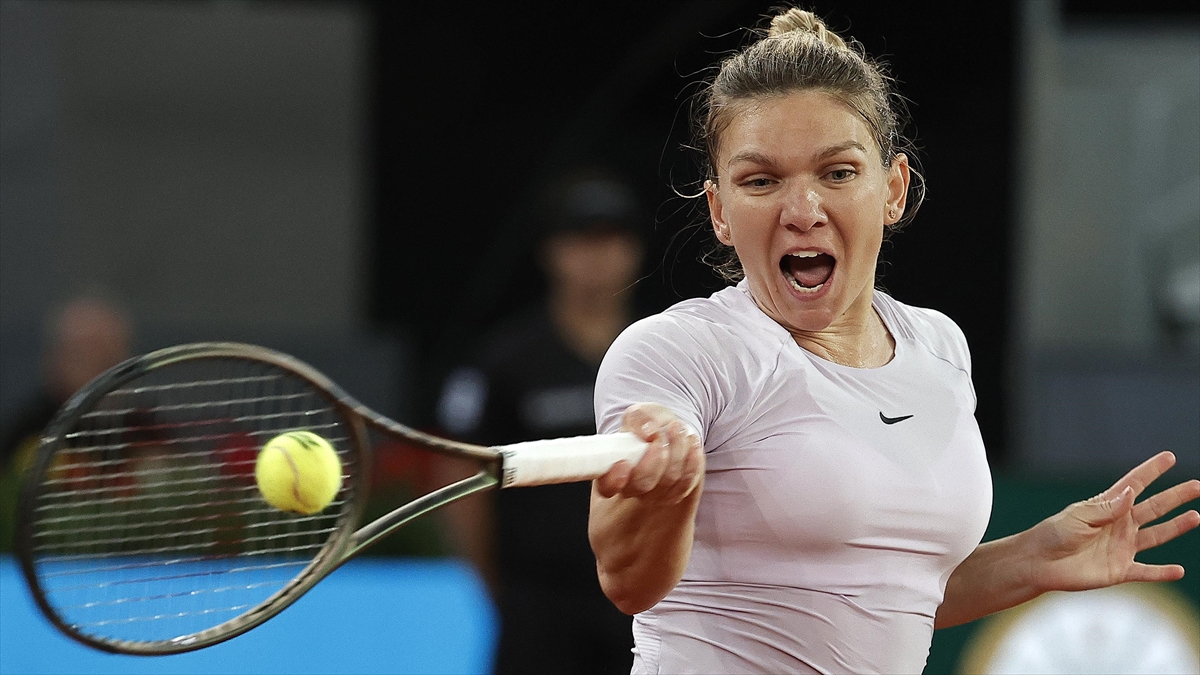 Teniste Eski Dünya 1 Numarası Simona Halep, Kortlara Veda Etti Haberi