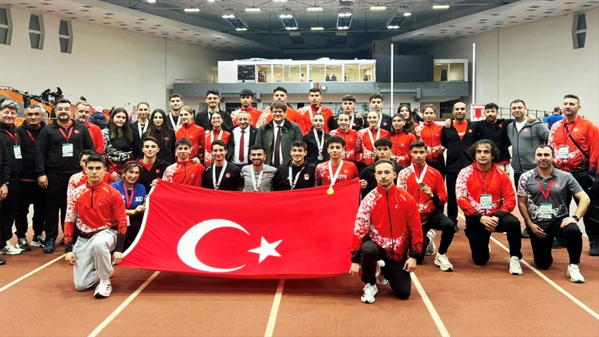 Türkiye, Balkan Atletizm Salon Şampiyonası’nda 13 Madalya Kazandı Haberi