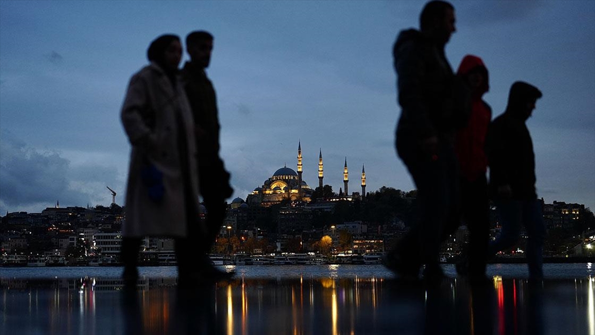 Türkiye Ekonomisinin Geçen Yıla Ilişkin Büyüme Rakamları Yarın Açıklanacak Haberi