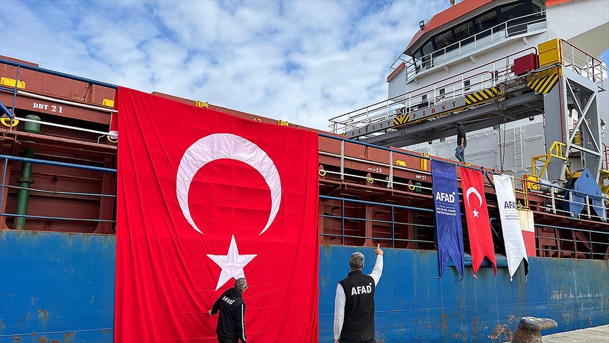 Türkiye’den Gazze’ye Gönderilen Insani Yardımlar 96 Bin 131 Tona Ulaştı Haberi