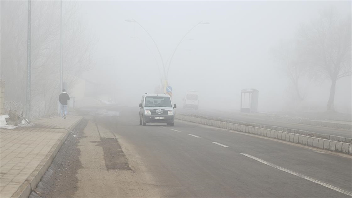 Ağrı’da Yoğun Sis Etkili Oldu Haberi