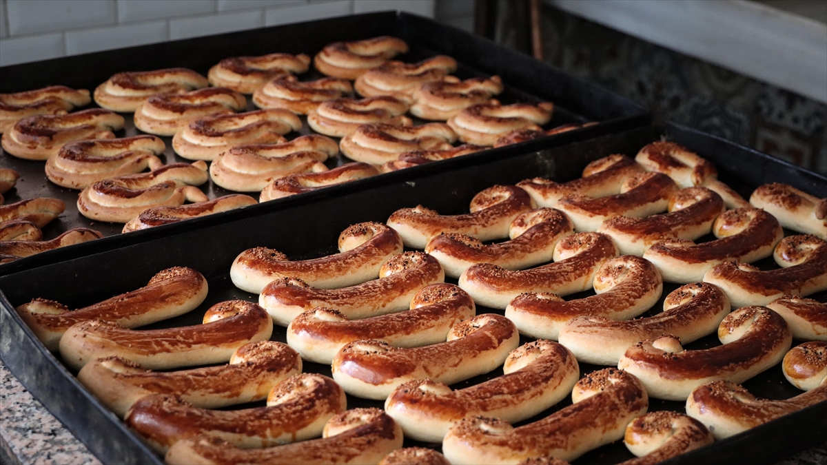 Bursa’da Çocukların “Tekne Orucu” Için Hazırlanan Iftariyelik Poğaça Geleneği Sürdürülüyor Haberi