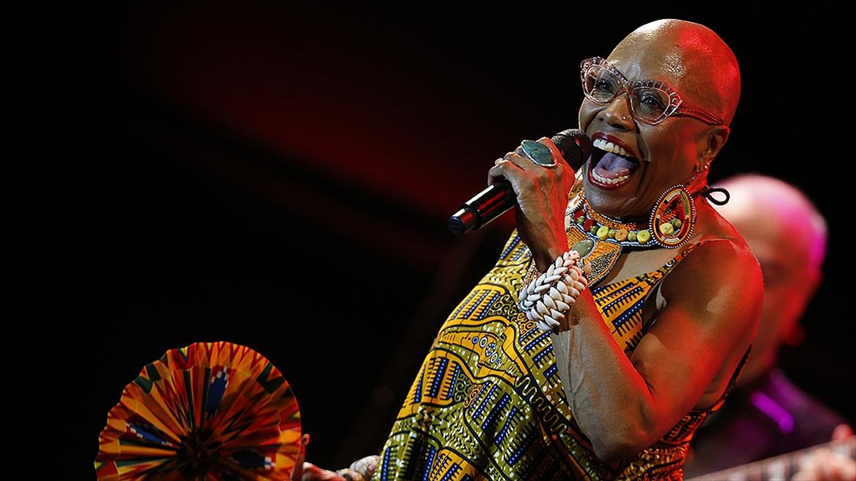 Cazın Usta Isimlerinden Dee Dee Bridgewater, Cso Ada Ve Akm’de Konser Verecek Haberi