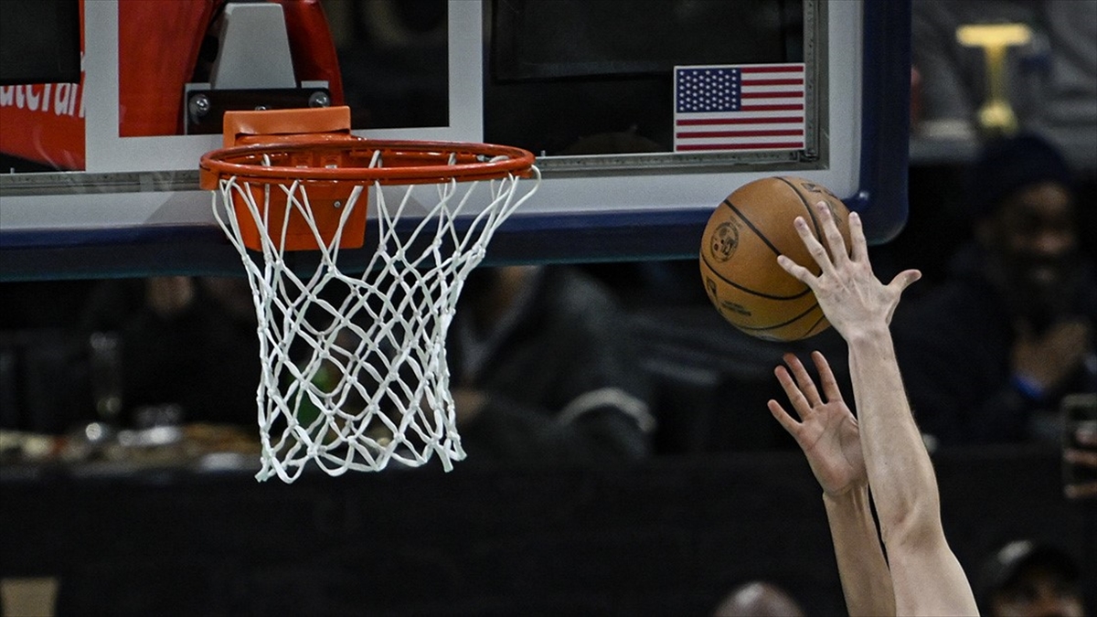 Clippers, Kawhi Leonard’ın 33 Sayısıyla Cavaliers’ı 132-119 Yendi Haberi