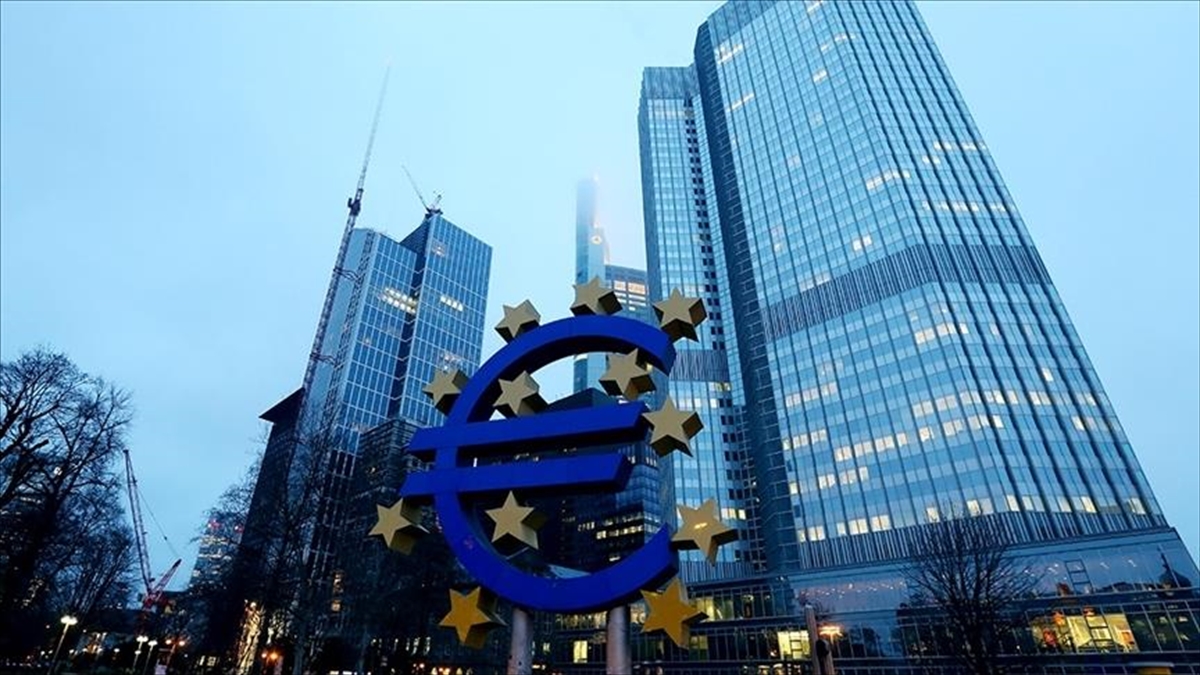 Ecb Üç Temel Politika Faizini 25 Baz Puan Düşürdü Haberi