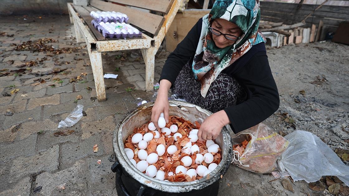 Iğdır’da Renk Renk Süslenen Yumurtalar Nevruza “Renk” Katıyor Haberi