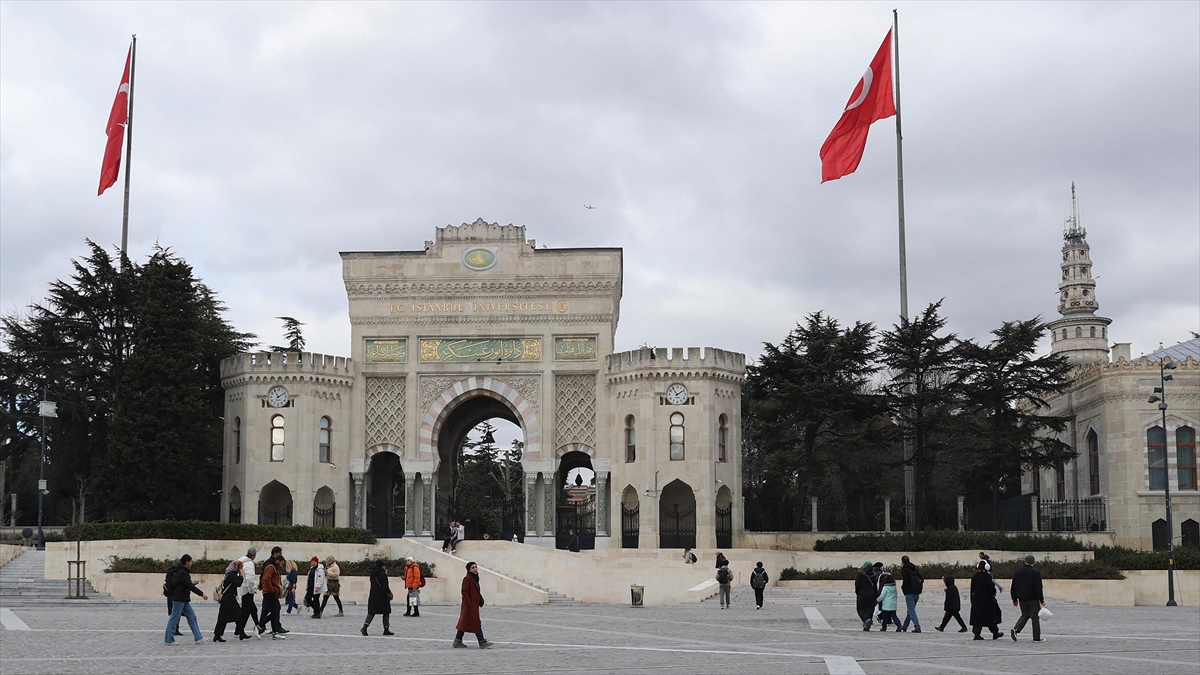 İstanbul Üniversitesi, İmamoğlu Ile 27 Kişinin Diplomasının Iptaline Karar Verdi Haberi