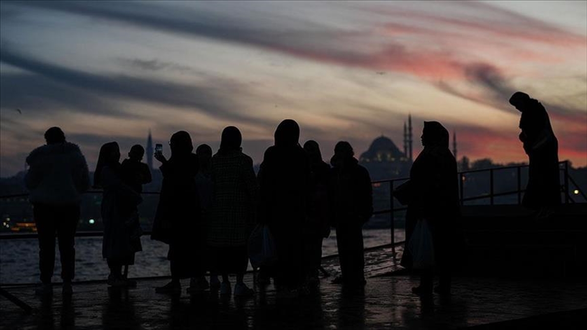 İstanbul’un Nüfusu Merkez Ilçelerde Düşerken Beylikdüzü Ile Esenyurt’ta Artıyor Haberi