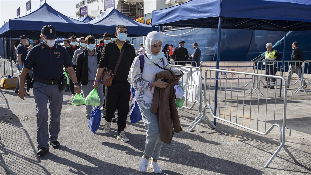 İtalya Hükümeti 2018’De Gemide Bekletilen Düzensiz Göçmenlere Tazminat Ödeyecek Haberi