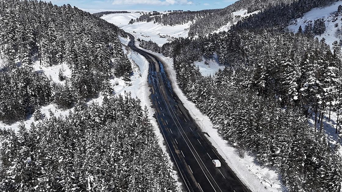 Kars, Ağrı, Ardahan Ve Erzurum’da Kar Yağışı Ve Soğuk Hava Etkili Oldu Haberi