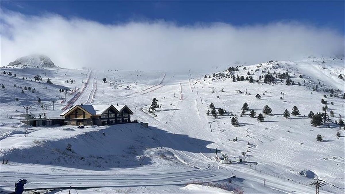 Kayak Merkezlerinde En Fazla Kar Kalınlığı 158 Santimetreyle Kartalkaya’da Ölçüldü Haberi