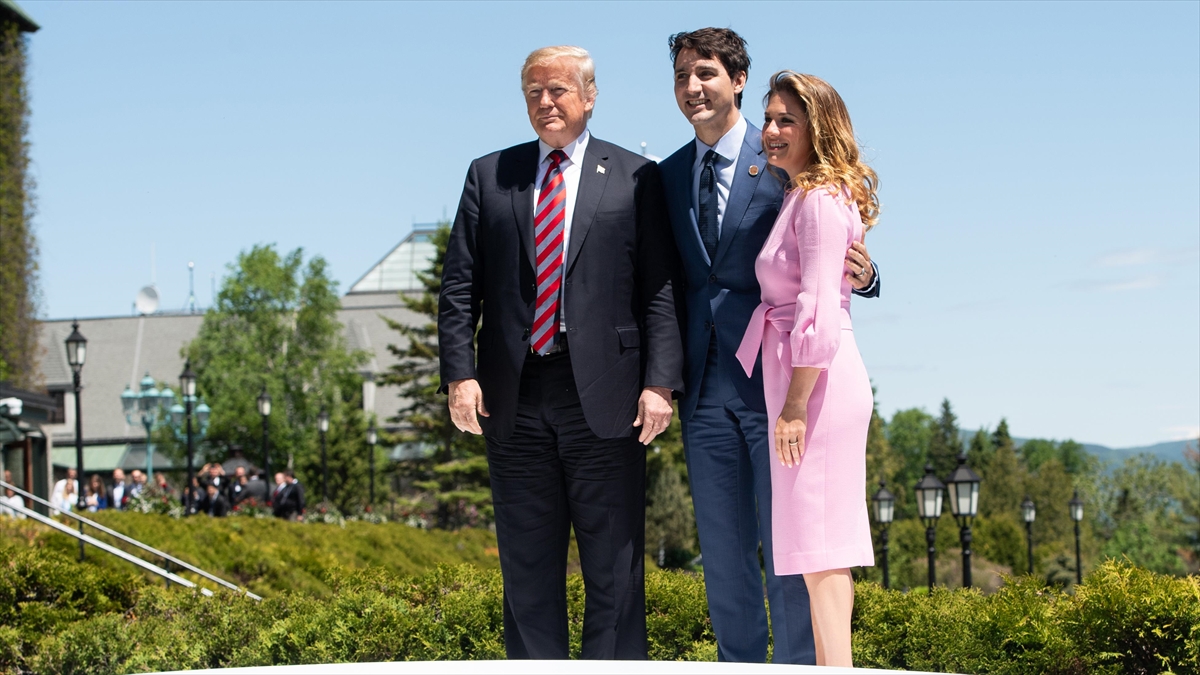 Trump, Trudeau’nun Vergi Anlaşmazlığı Konusunu Iktidarda Kalmak Için Kullandığını Iddia Etti Haberi