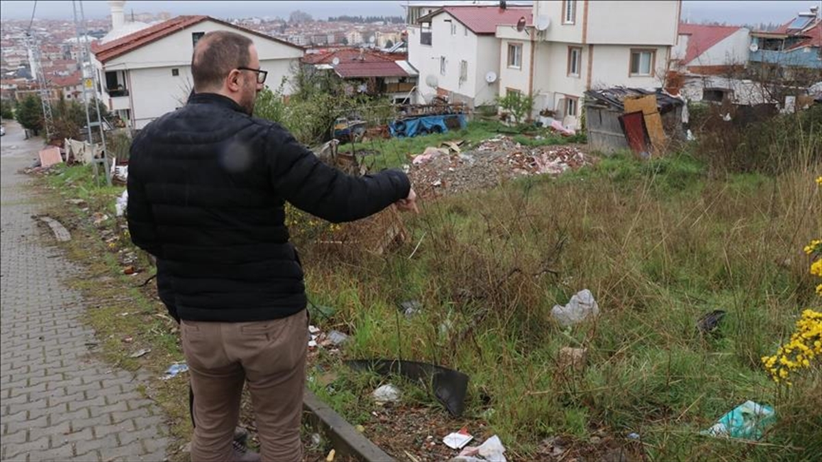 Yalova Valiliğinden Sahipsiz Köpeklerin Saldırısına Uğrayan Çocukla Ilgili Açıklama Haberi