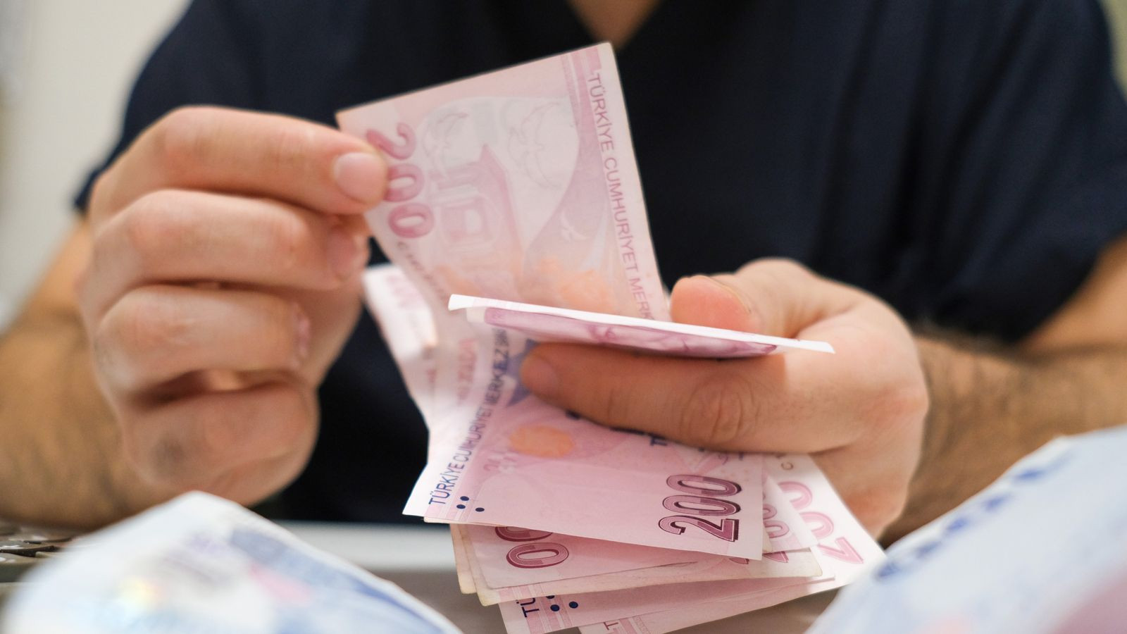 Bayram İkramiyesi Ne Kadar Oldu? 2026 Bayram İkramiyesi Ödeme Tarihleri